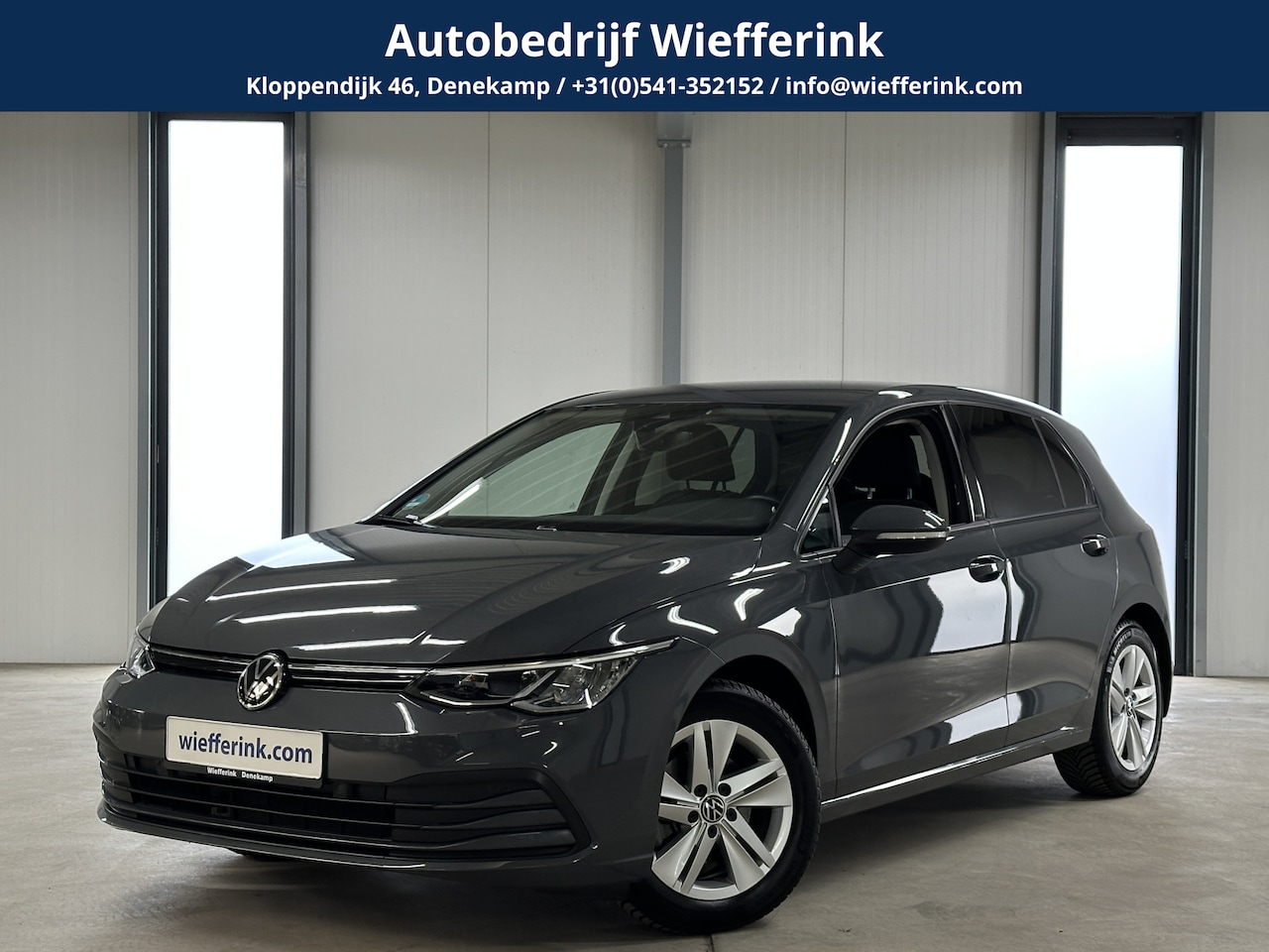 Volkswagen Golf - 1.5 TSI Life 150 pk | Navi | PDC | Winter pakket | Trekhaak | - AutoWereld.nl