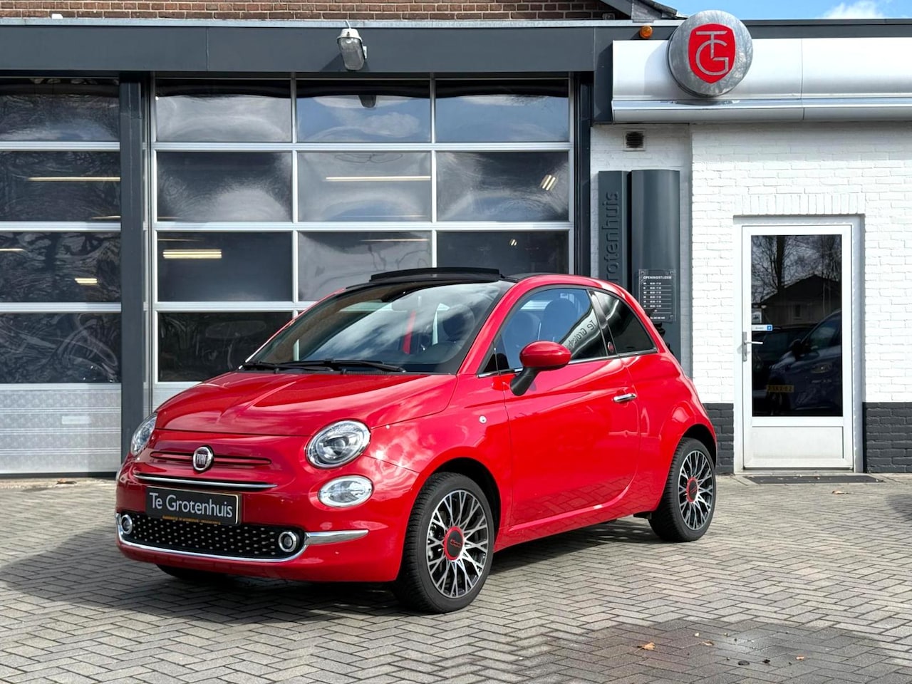 Fiat 500 C - RED Dolcevita 1.0 Hybrid Cabrio 1 - AutoWereld.nl