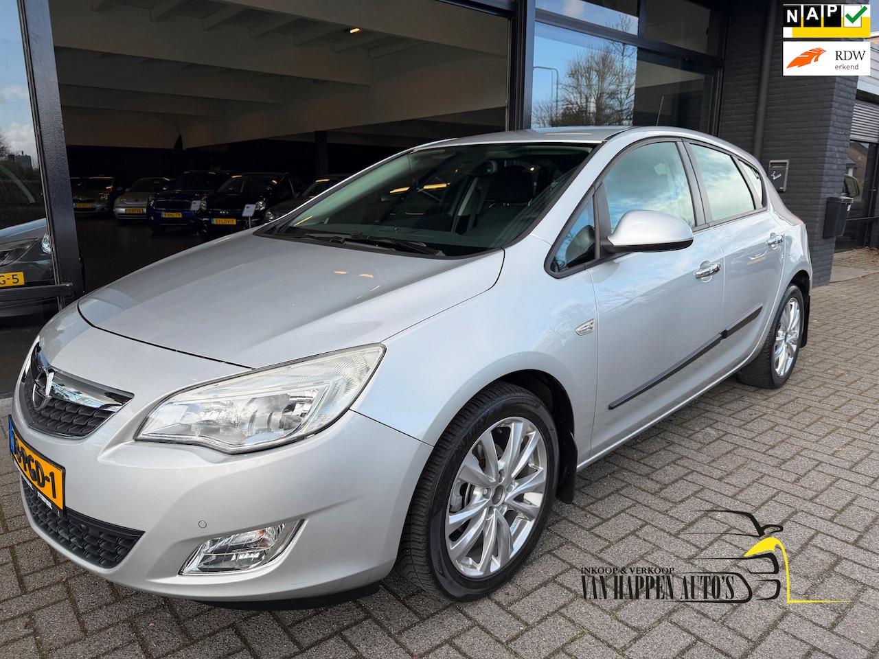 Opel Astra - 1.6 Edition / Automaat / APK 3-2027 - AutoWereld.nl