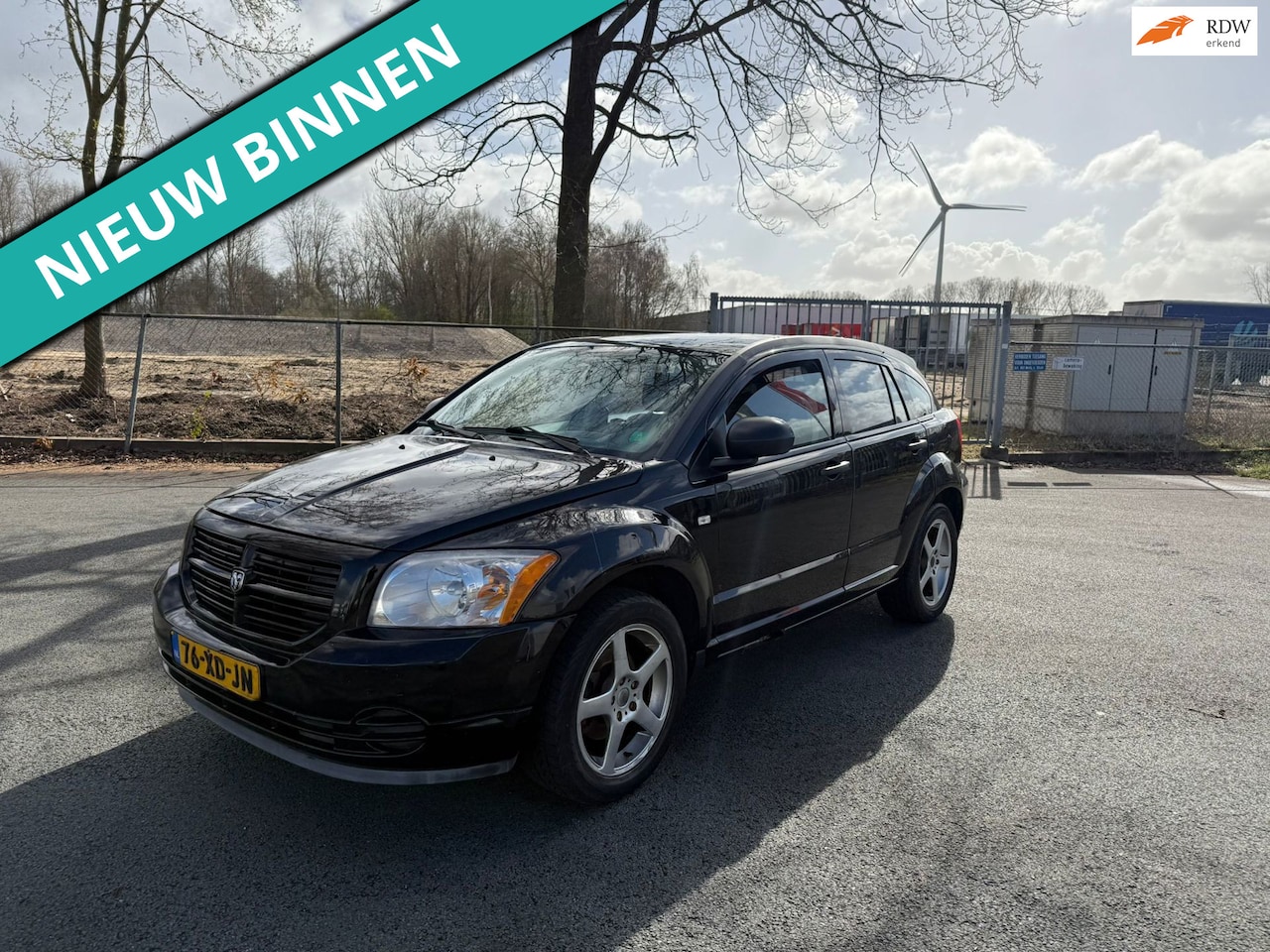 Dodge Caliber - 1.8 SE ZO INGERUILD DUS ZO WEG PRIJSJE - AutoWereld.nl