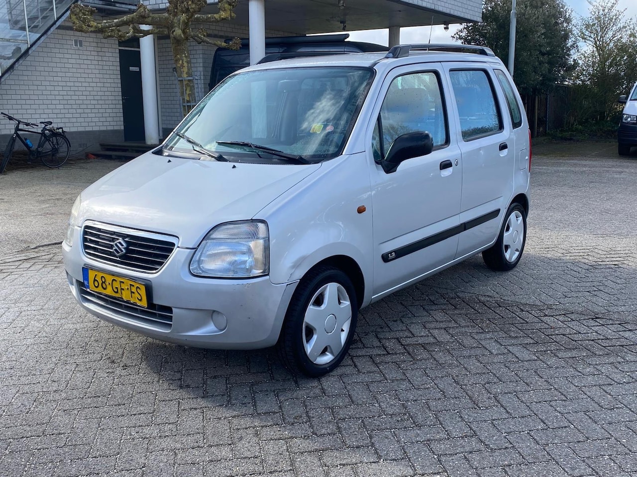 Suzuki Wagon R+ - 1.3 GL 5DRS STUURBEKRACHTIGING NAP APK 21-09-2026 - AutoWereld.nl