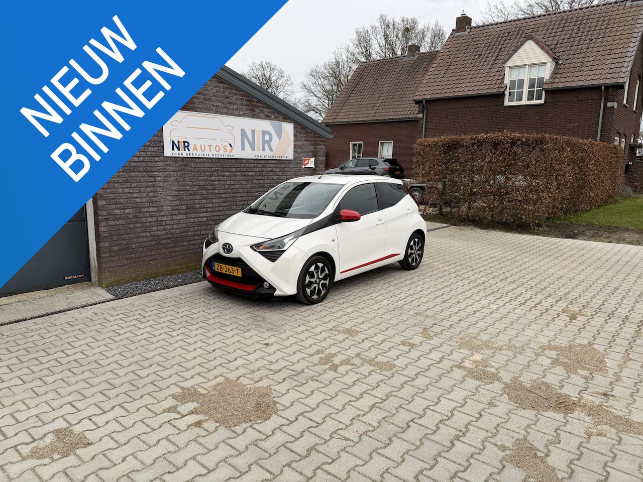 Toyota Aygo - 1.0 VVT-i x-clusiv Lederen bekleding, camera, APK - AutoWereld.nl