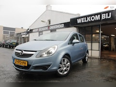 Opel Corsa - 1.2-16V Essentia / Airco / CruiseControl / Fietsenrek / Elektrische ramen voor