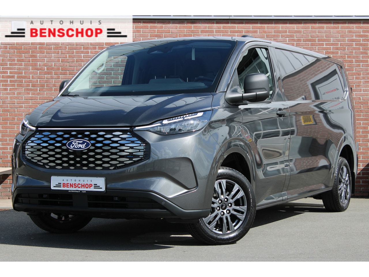Ford E-Transit Cust. - 340 L2H1 Trend 71 kWh |17-INCH|STUUR+STOELVERWARMING|LED| - AutoWereld.nl