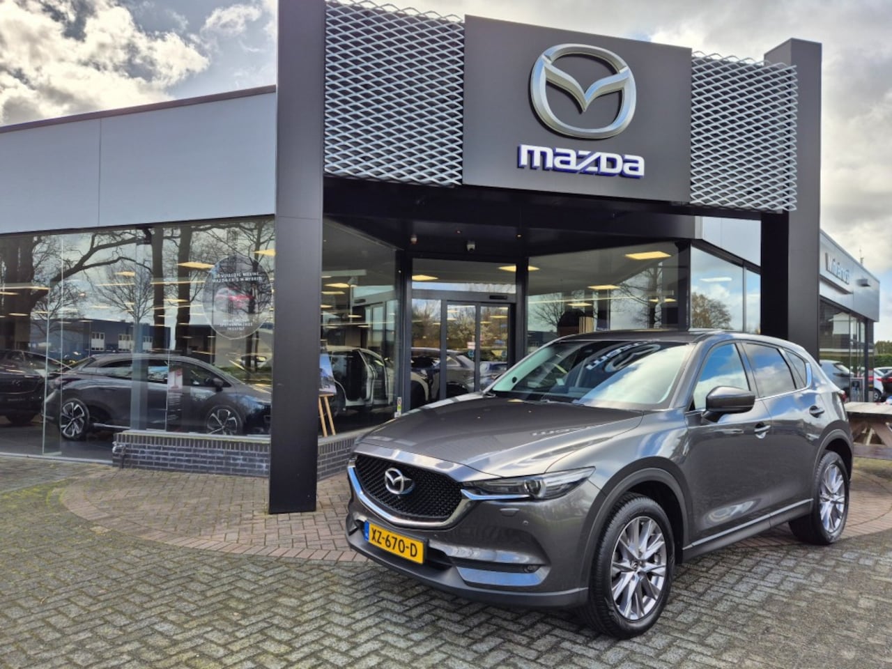 Mazda CX-5 - SKYACTIV-G 2.0 165 6AT BUSINESS LUXURY / Trekhaak / 360Camera - AutoWereld.nl