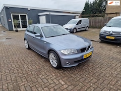 BMW 1-serie - 118i Business Line