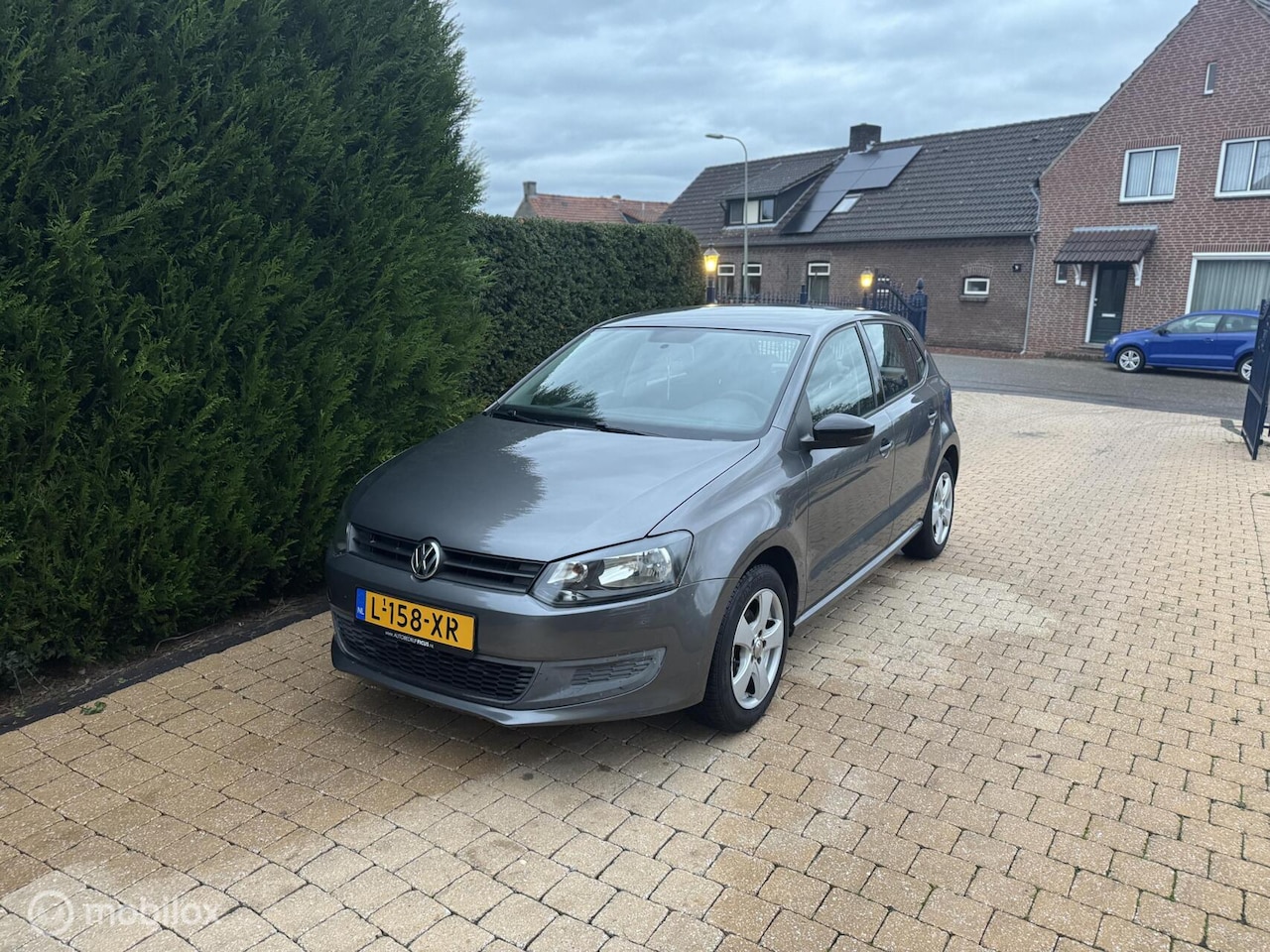 Volkswagen Polo - 1.2 MET COMPLEET GEREVISEERDE MOTOR - AutoWereld.nl