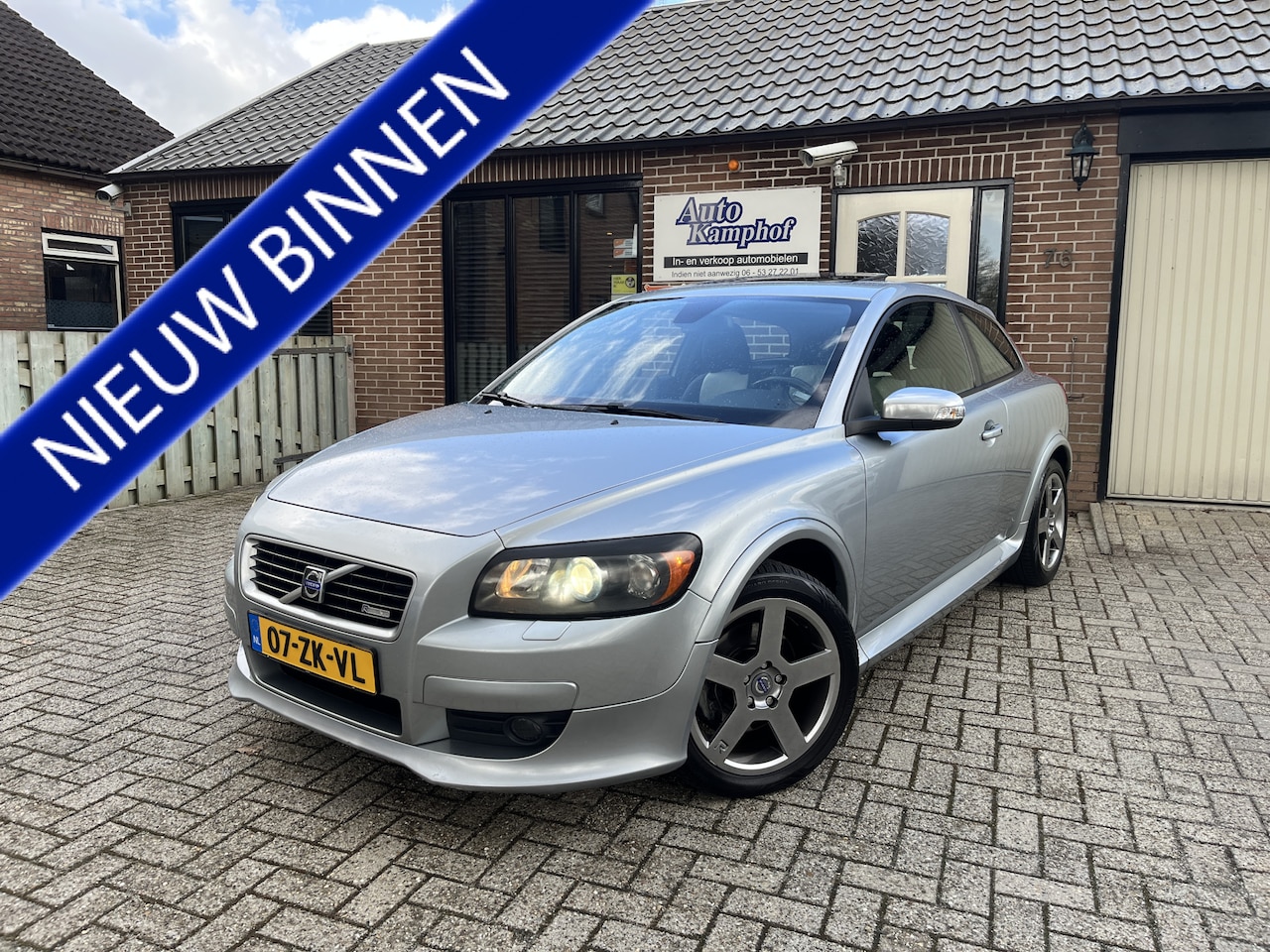 Volvo C30 - 2.4i 170pk Summum R-Design Xenon Schuifdak Navi - AutoWereld.nl