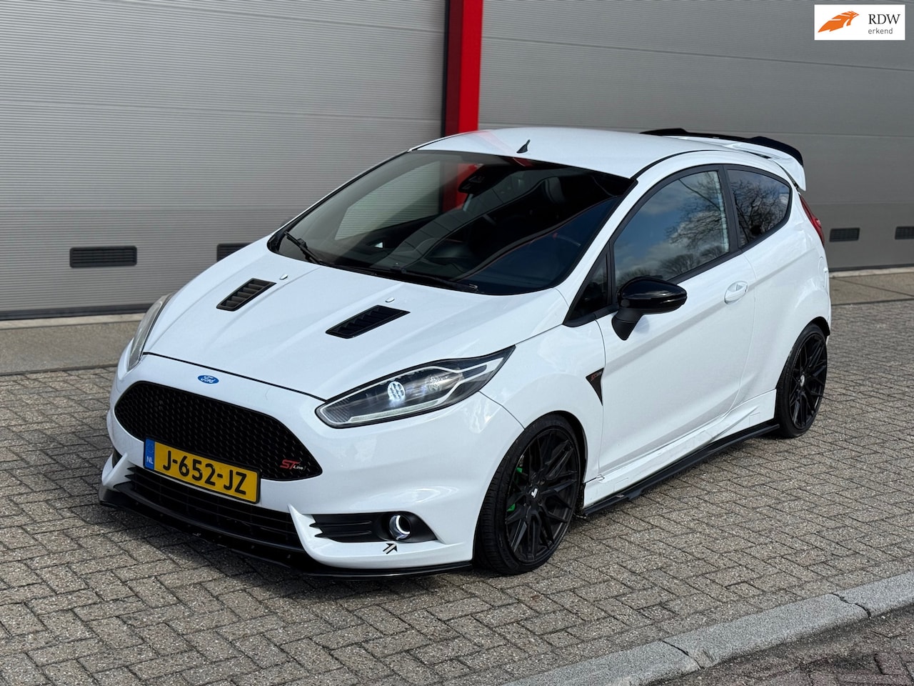 Ford Fiesta - 1.0 EcoBoost Sport | MAXTON DESIGN | sterrenhemel - AutoWereld.nl