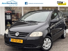 Volkswagen Fox - 1.4i 75pk, Trendline uitv., Airco, elek pakket, cpv, radio