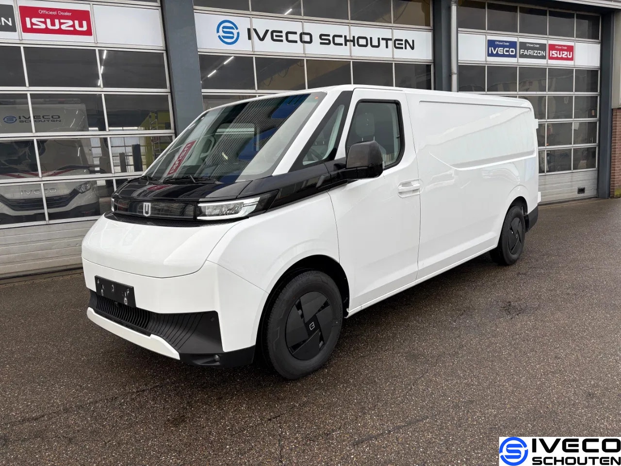 Farizon SV - L2H1 83Kw White - AutoWereld.nl
