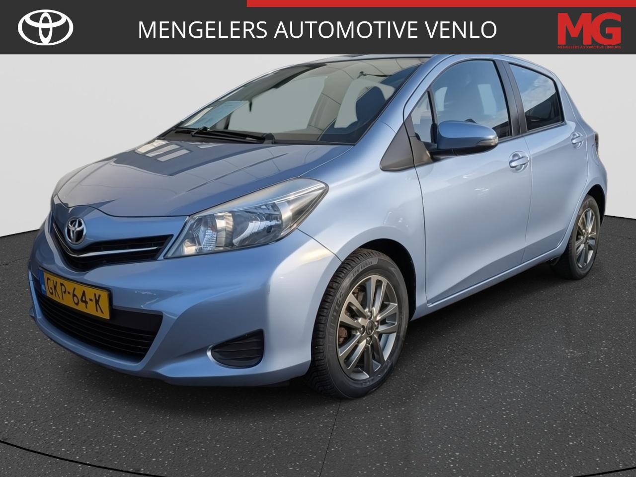 Toyota Yaris - 1.3 VVT-i Aspiration | Rijklaar | Airco | Pcam | AllSeason | - AutoWereld.nl