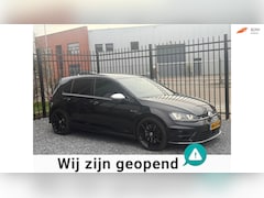 Volkswagen Golf - 2.0 TSI R 4Motion 400PKCARBONPANOXENONDSGCARPLAY