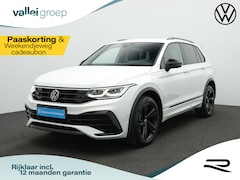 Volkswagen Tiguan - 1.4 TSI eHybrid 245 pk DSG R-Line | Trekhaak | Navigatie Discover Pro | Leder | Geheugenst