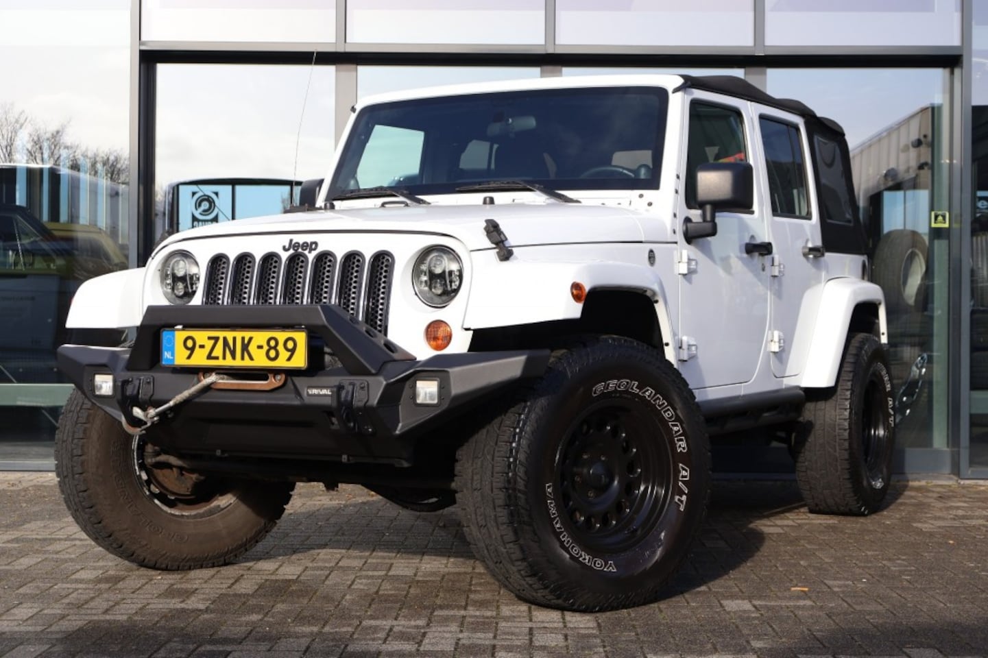 Jeep Wrangler - 3.8i V6 Aut. Sahara 4 drs JK 4x4 / LED / SOFTTOP + HARDTOP - AutoWereld.nl