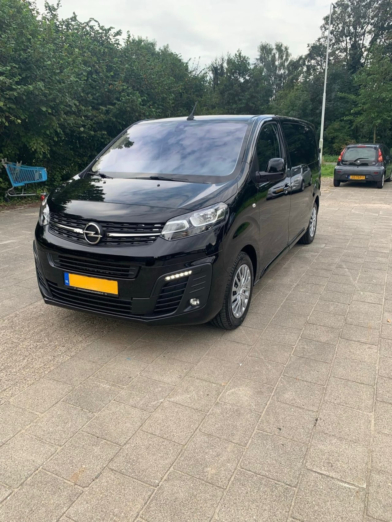 Opel Vivaro - 2.0 CDTI L2H1 Innovation - AutoWereld.nl