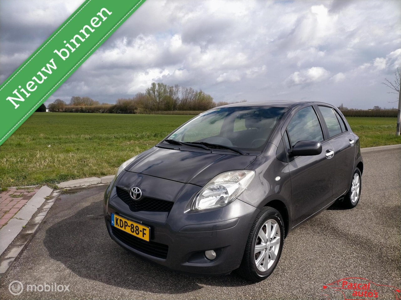 Toyota Yaris - 1.3 VVTi Aspiration clima 6 bak lm velgen - AutoWereld.nl
