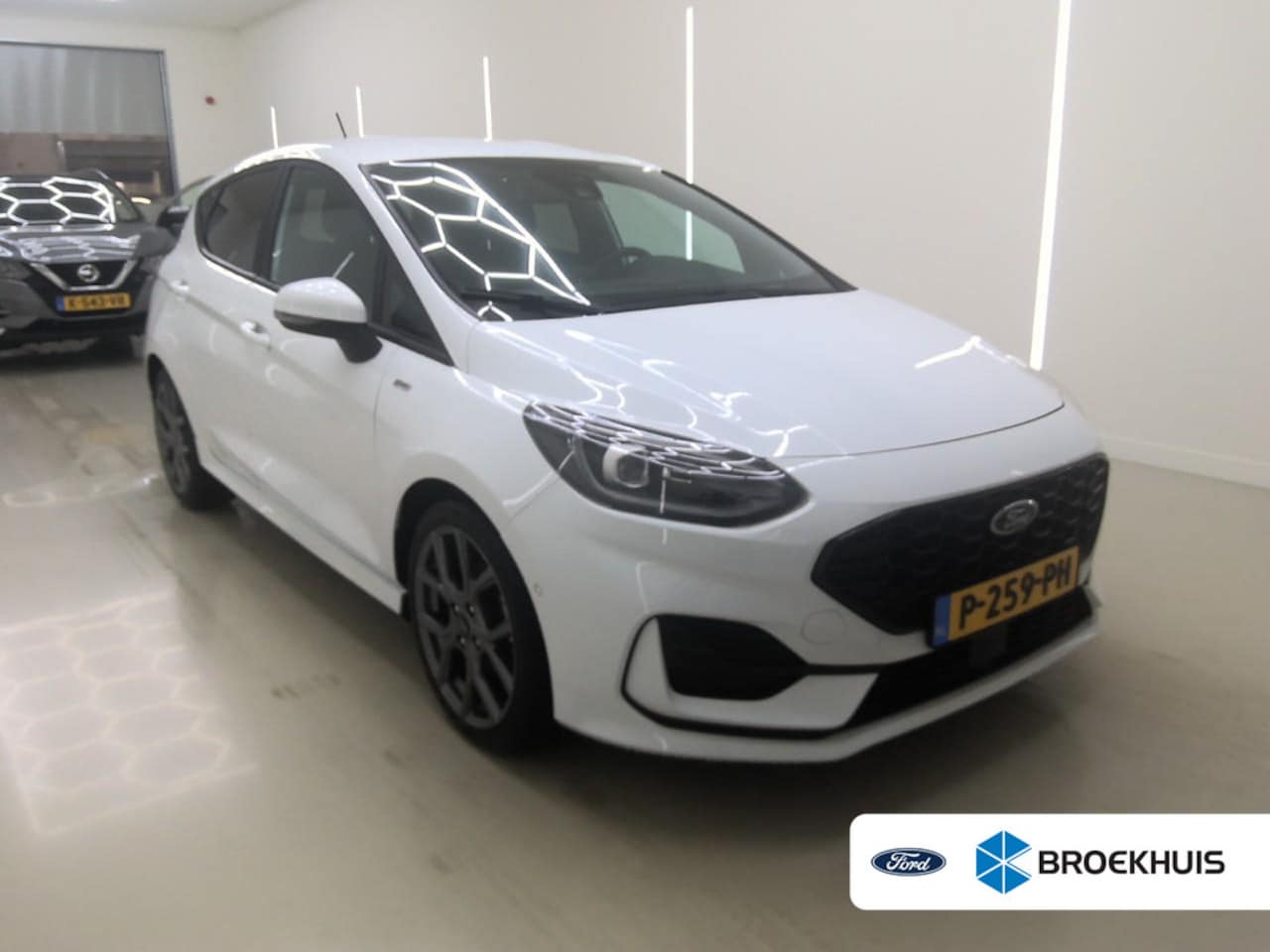Ford Fiesta - 1.0 EcoBoost Hybrid ST-Line X | Matrix LED | Winterpack | B&O | Camera | Navigatie | Keyle - AutoWereld.nl