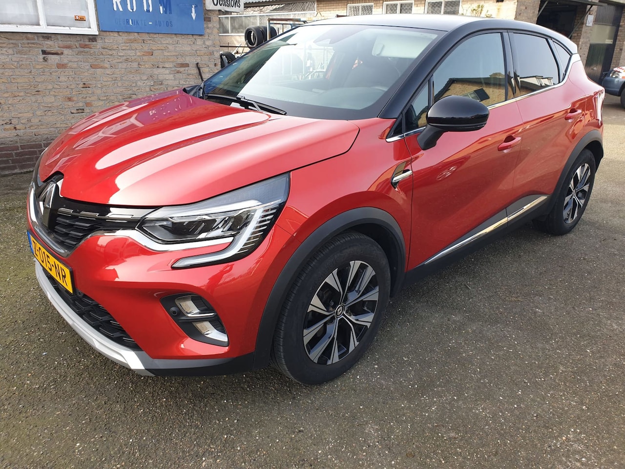 Renault Captur - 1.6 E-Tech full hybrid 145 techno - AutoWereld.nl