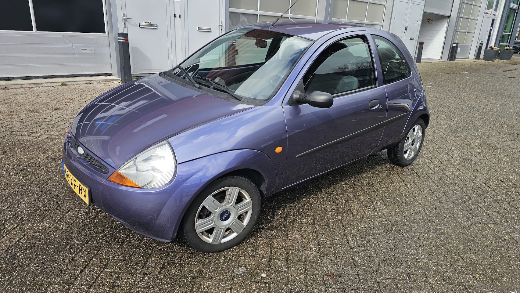 Ford Ka - 1.3 Futura Ford Ka 1.3 2007 | 88.271 KM NAP | ZEER LAGE KM - AutoWereld.nl