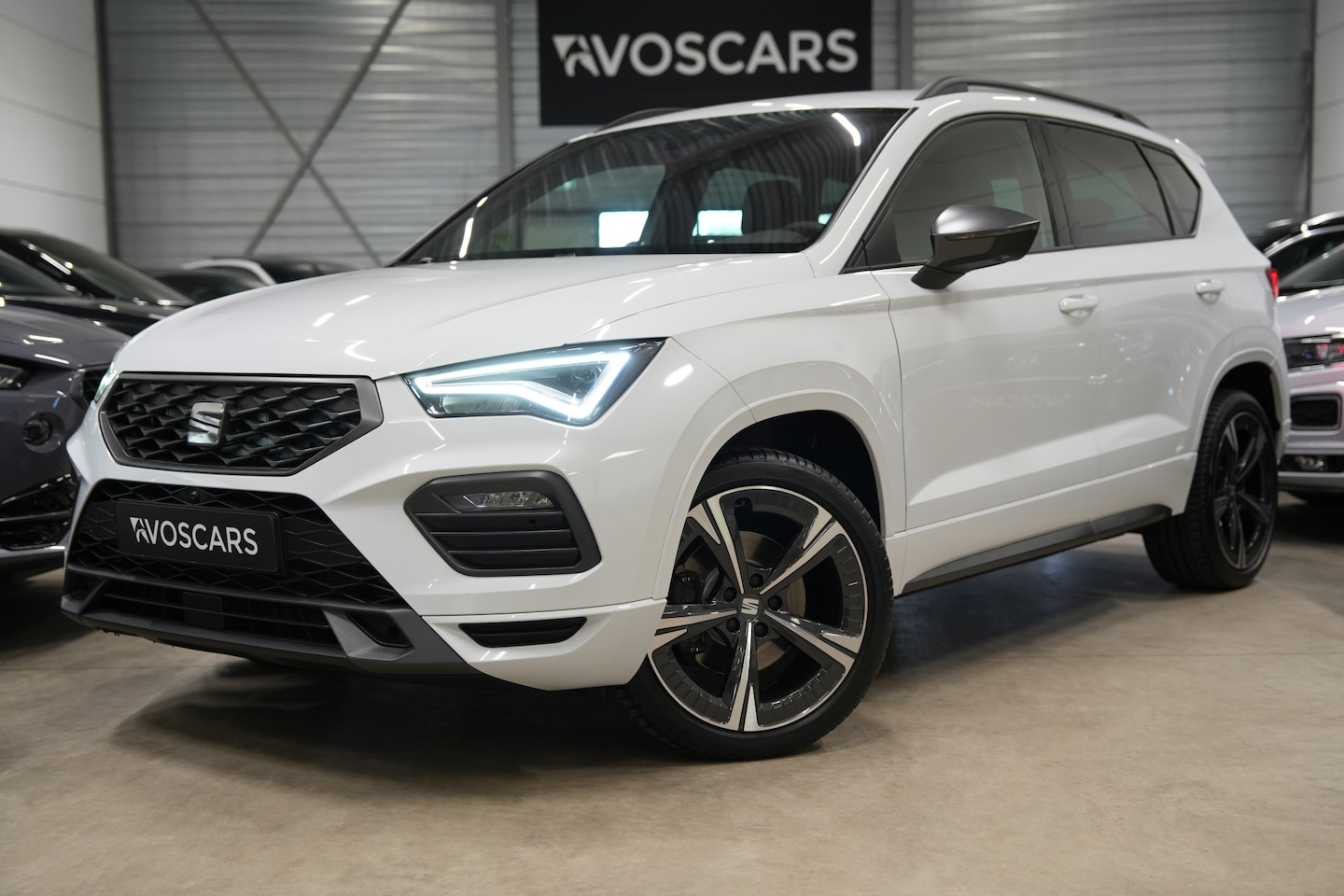 SEAT Ateca - 1.5 TSI FR DSG * Virtual - Trekhaak - 360° Cam - Keyless - Beats - Blind Spot - ACC * - AutoWereld.nl
