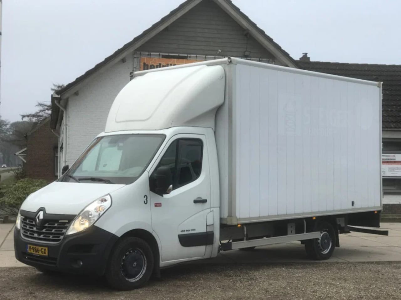 Renault Master - 2.3 dCi 125 kW Euro 6 Bakwagen / Huif / Trekh. - AutoWereld.nl