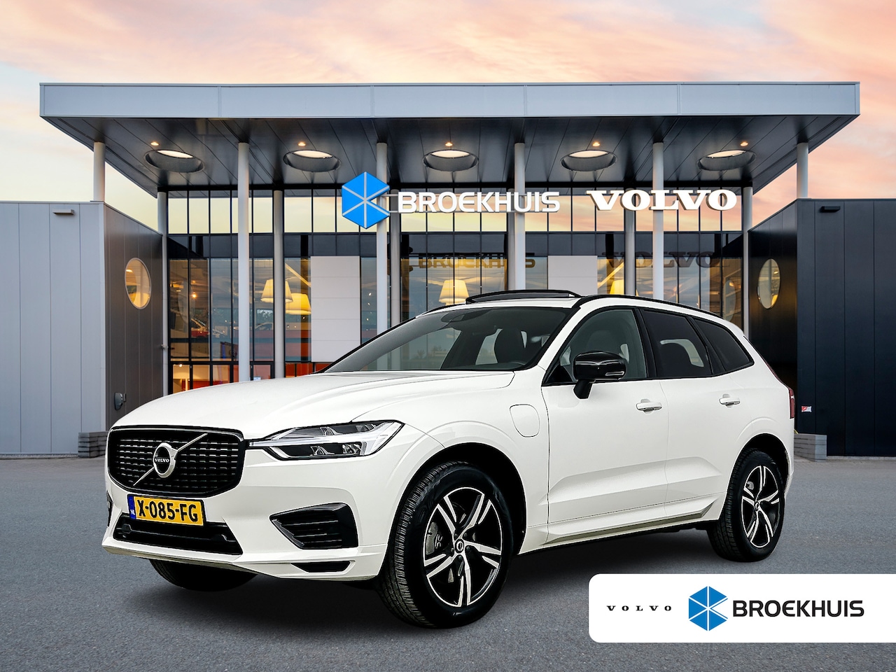Volvo XC60 - T8 Recharge R-Design | 19" Allseason | Trekhaak | Panoramadak | Elektr. verst. best. Stoel - AutoWereld.nl