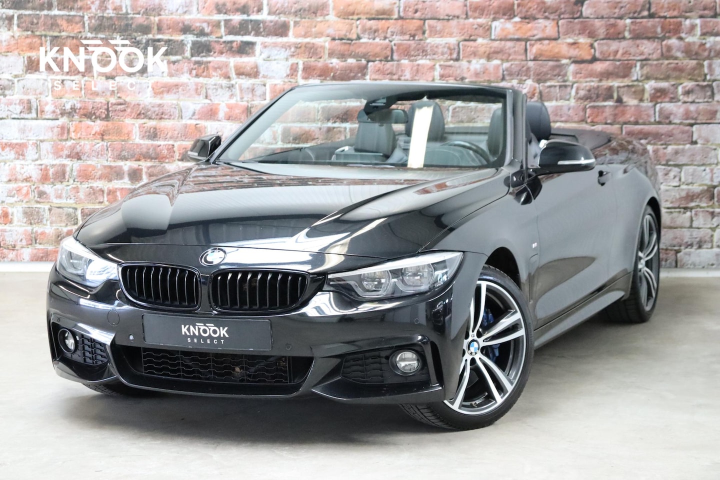 BMW 4-serie Cabrio - 430i High Executive M Sport Pakket Automaat / Navigatiesysteem Professional / Stuurwielver - AutoWereld.nl