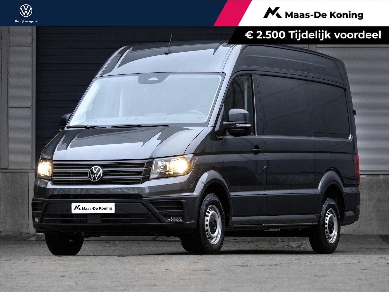 Volkswagen Crafter - Bedrijfswagens 35 2.0 TDI 140pk Highline L3H3 · Camera · Trekhaak · Tussenschot · Alarm · - AutoWereld.nl