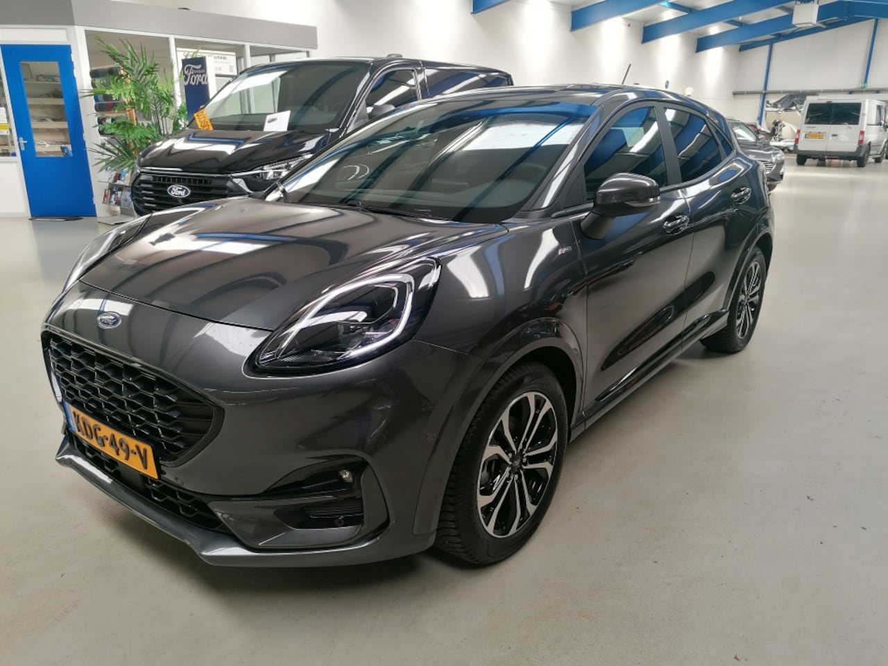 Ford Puma - 155PK HYBRID AUTOMAAT ST-LINE - AutoWereld.nl