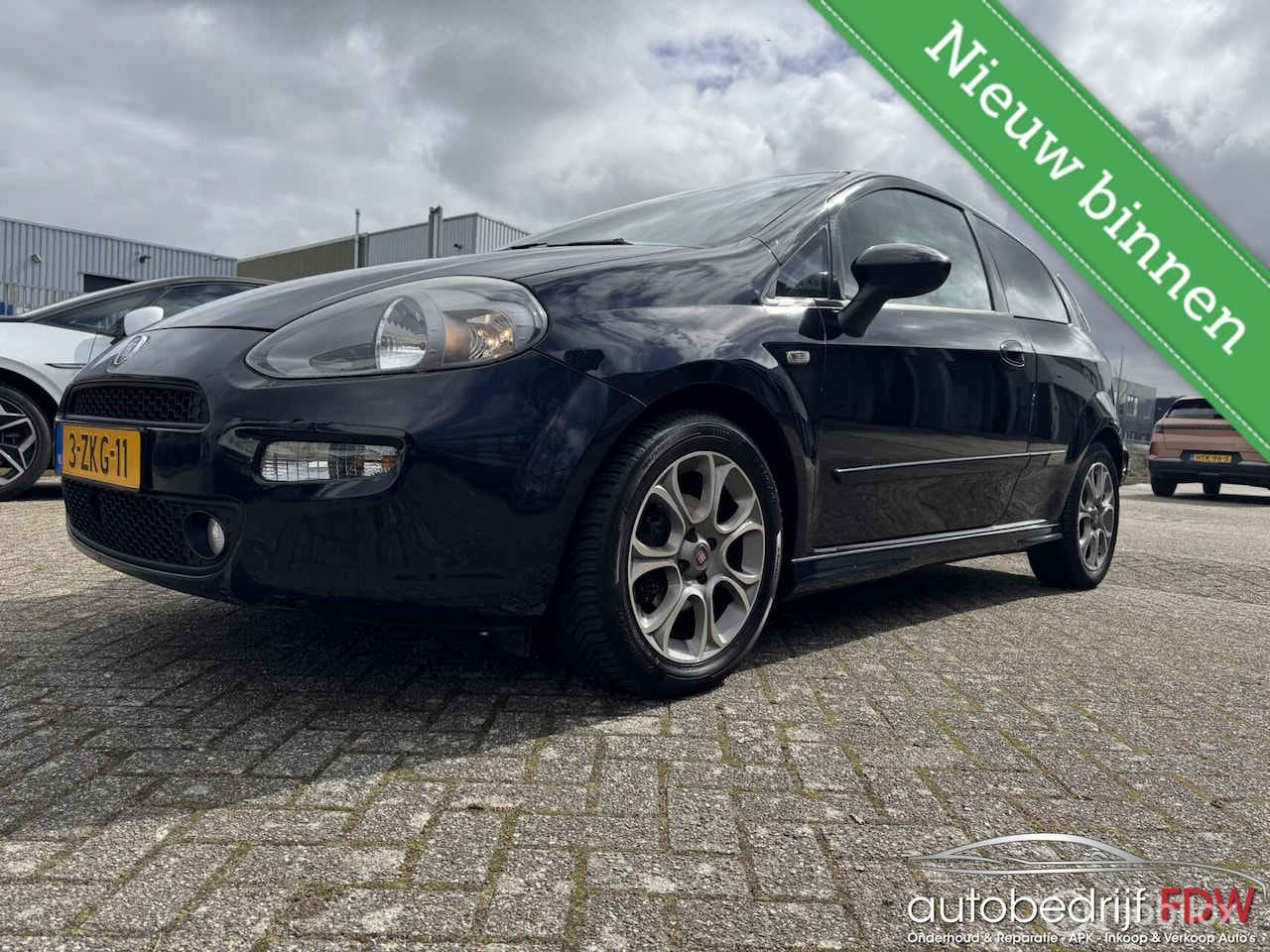 Fiat Punto Evo - 0.9 TwinAir/3D/TREKHAAK/PDC/NAP/CRUISE CONT/ - AutoWereld.nl
