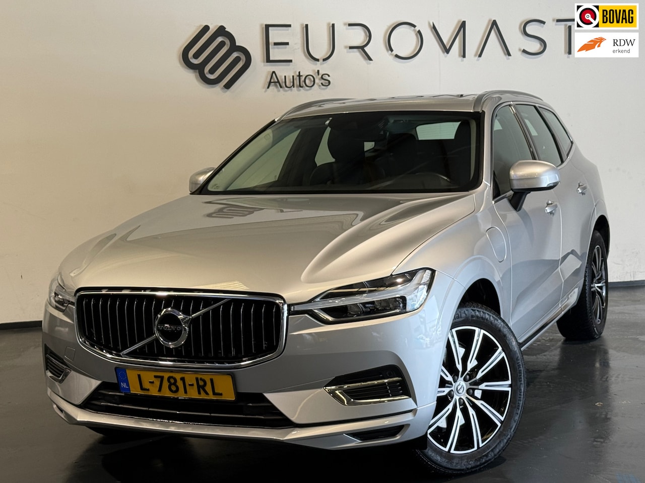 Volvo XC60 - 2.0 Recharge T6 AWD Inscription Panoramadak Leder Cruise Nieuwe Apk - AutoWereld.nl