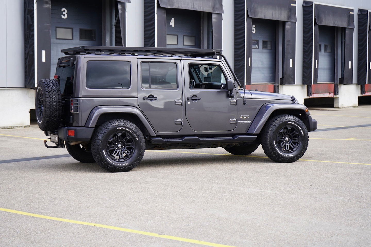 Jeep Wrangler Unlimited - 2.8 CRD Sahara HARDTOP - SOFTTOP - Nieuwstaat - AutoWereld.nl