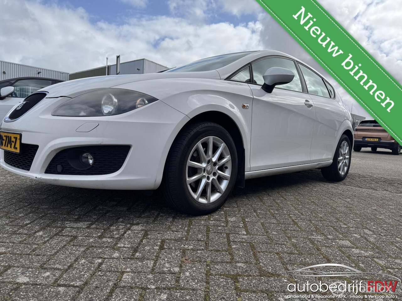 SEAT Leon - 1.6/STOEL VERWARM./TREKHAAK/LM VELGEN/CRUISE CONTR - AutoWereld.nl