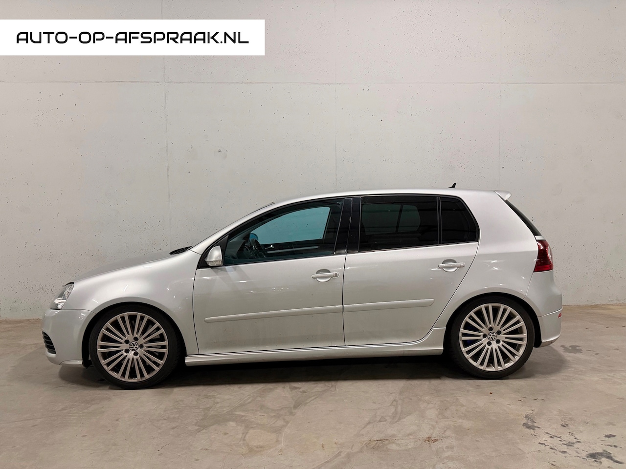 Volkswagen Golf - 3.2 R32 5drs. Aut. Navi Stoelverw. Cruise Clima - AutoWereld.nl