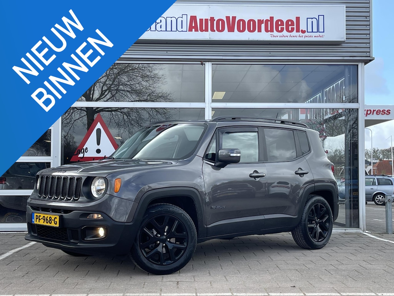 Jeep Renegade - 1.4 MultiAir Night Eagle 1.4 MultiAir Night Eagle - AutoWereld.nl