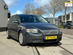 Volvo V50 - 2.4 Kinetic Airco/Cruise Trekhaak Nap