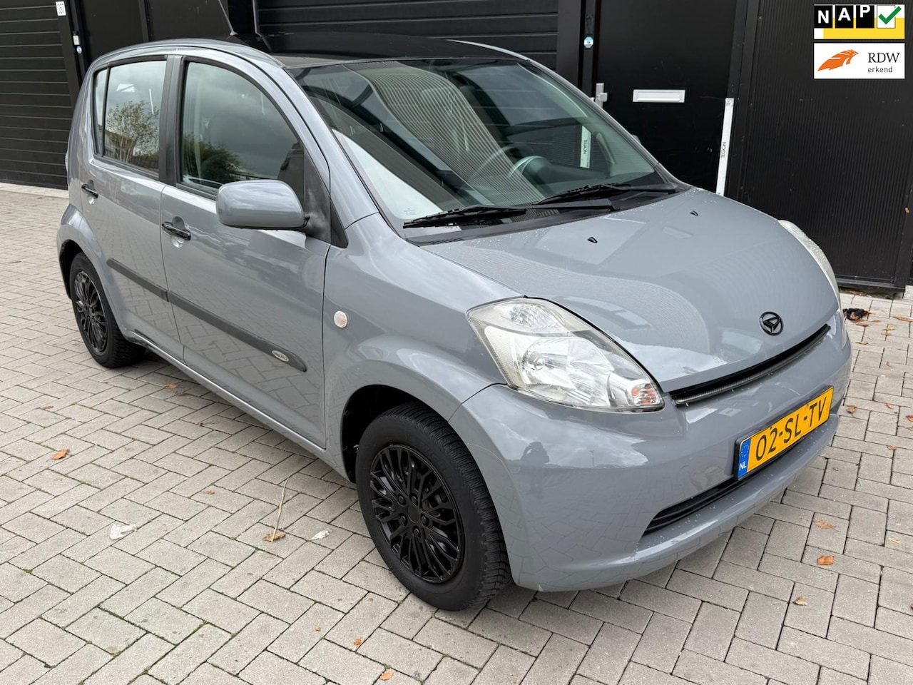 Daihatsu Sirion 2 - 1.3-16V Comfort - AUTOMAAT - AIRCO - INRUIL MOGELIJK - AutoWereld.nl