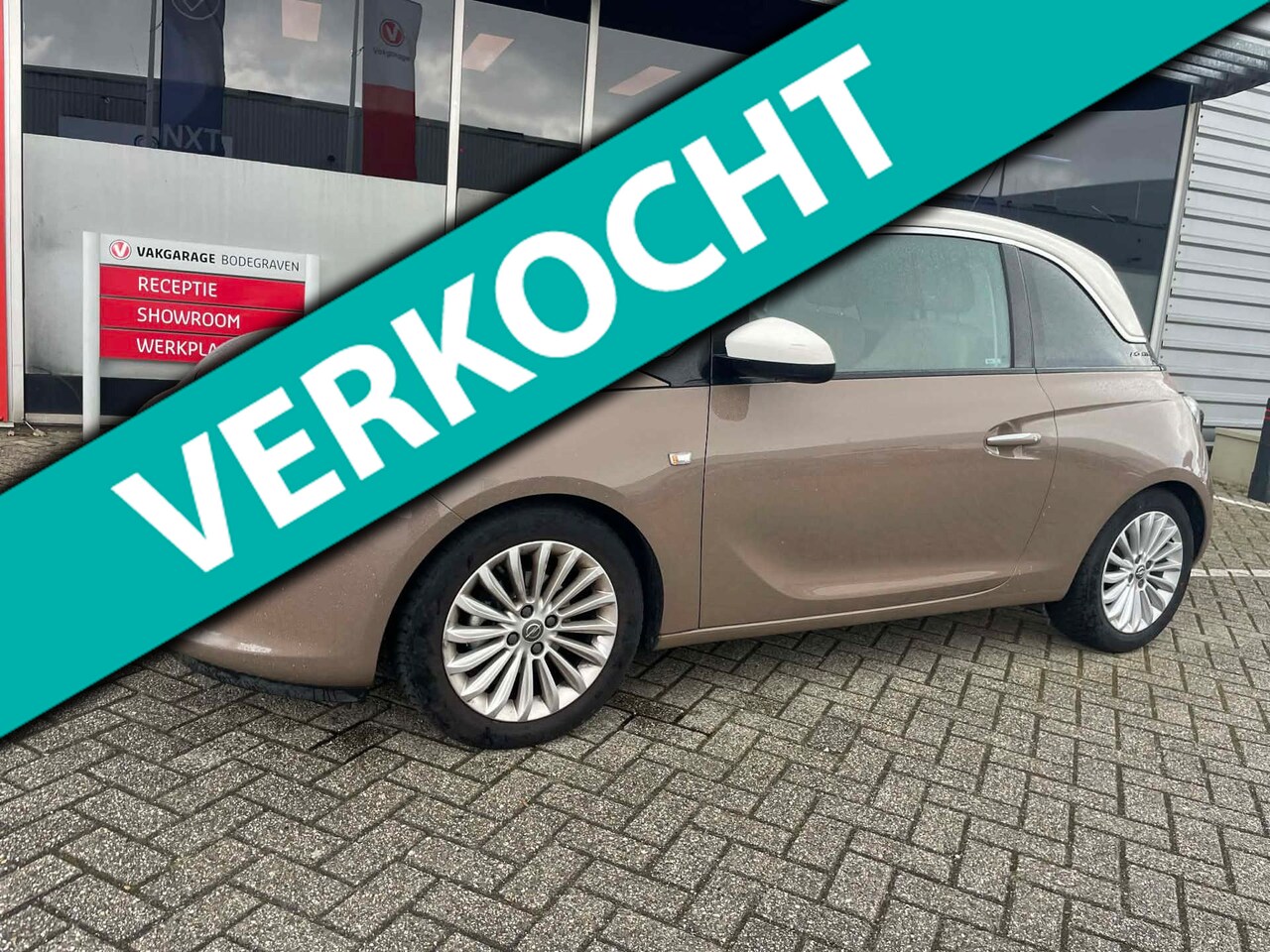 Opel ADAM - 1.4 Glam / automaat / panoramadak - AutoWereld.nl