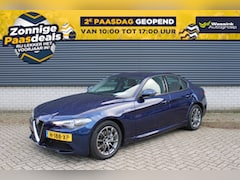 Alfa Romeo Giulia - Super 2.0 TURBO 200pk Automaat I Adaptieve Cruise I Bruin Leer I Camera I Parkeersensoren