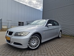 BMW 3-serie - 318d Business Line NAVI PSENSOR CRUISE 2 X SLEUTELS