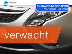 Opel Mokka - 1.2 Turbo Hybrid 136pk eDCT GS LM velgen | Zwart Dak Voorraad Voordeel € 3.750, 00