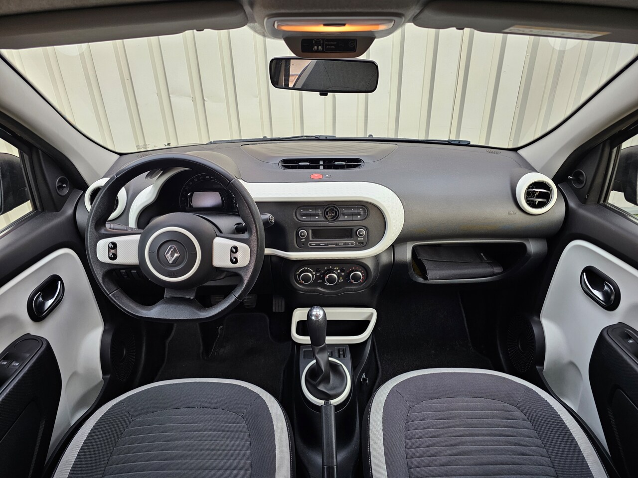 Renault Twingo - 1.0 SCe Expression 5-drs! APK! Airco! NAP!