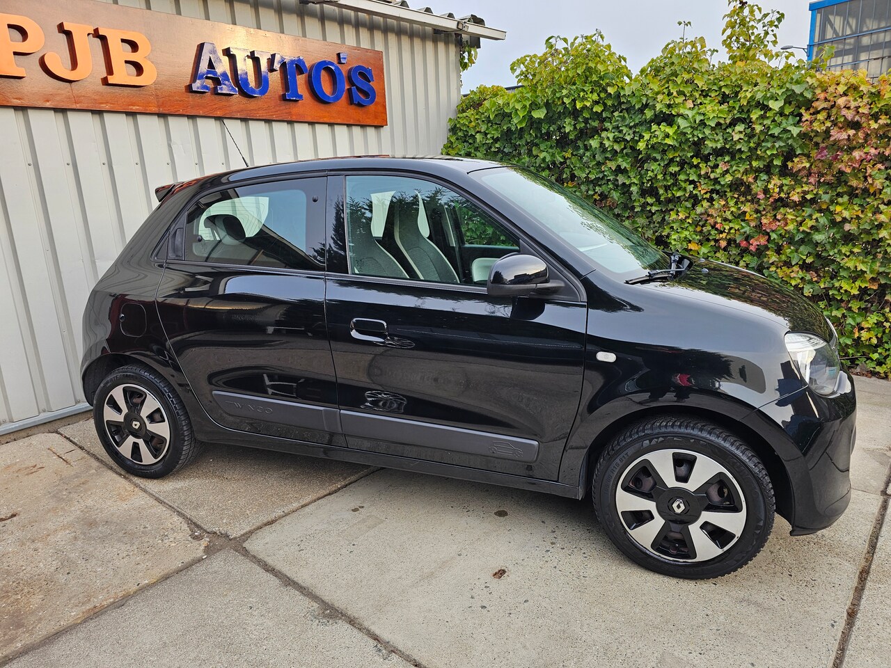 Renault Twingo - 1.0 SCe Expression 5-drs! APK! Airco! NAP!