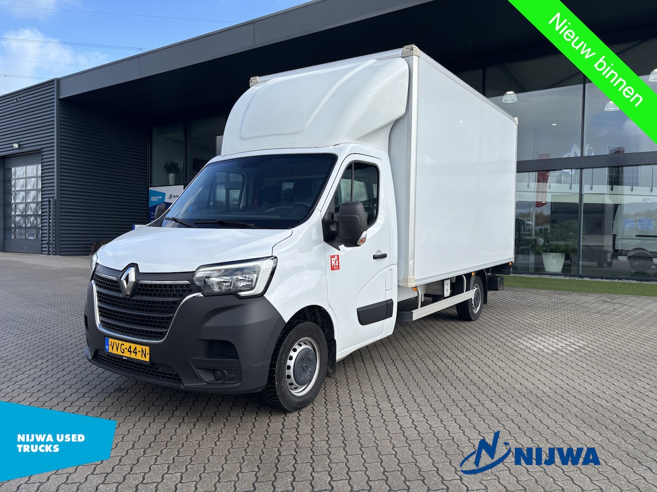 Renault Master - T35 145 Laadklep + Zijdeur - AutoWereld.nl