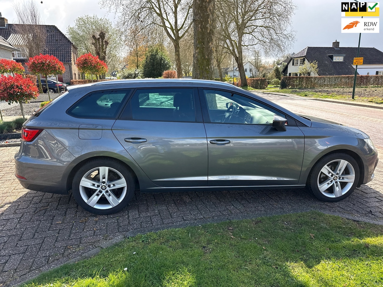 SEAT Leon ST - 1.4 EcoTSI FR Business Intense automaat - AutoWereld.nl