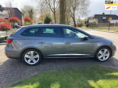 SEAT Leon ST - 1.4 EcoTSI FR Business Intense automaat
