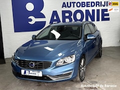 Volvo V60 - 1.6 T3 Momentum, dealer onderhouden 18inch