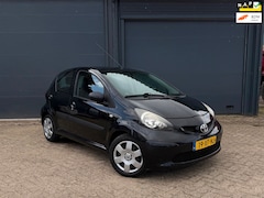 Toyota Aygo - 1.0 | Airco | E-Ramen | Cruise | APK 12-2026 |