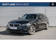 BMW 3-serie Touring - 318i Executive M Sport Automaat / Sportstoelen / Achteruitrijcamera / M Sportonderstel / C